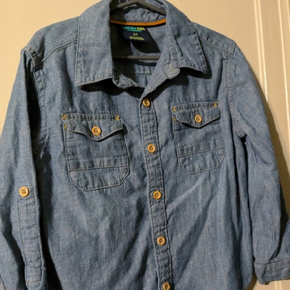 Boys button up shirt - Picture 3 of 3